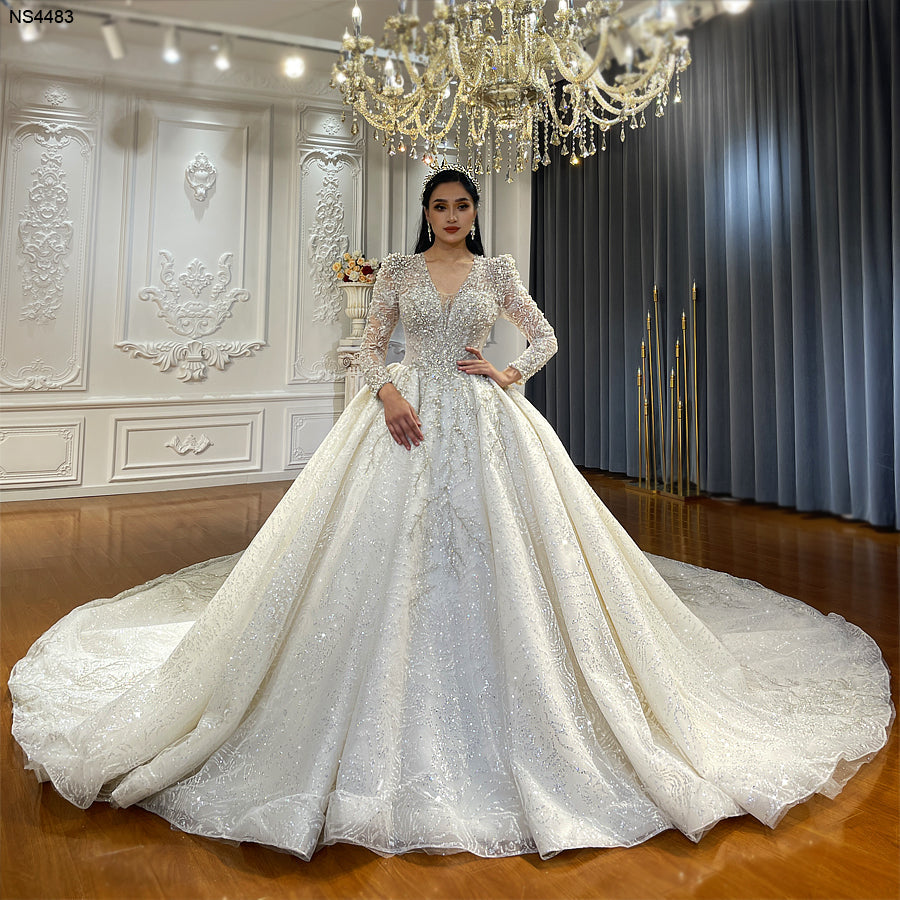 Beaded Long Sleeve Luxury Ball Gown Bridal Wedding Dress