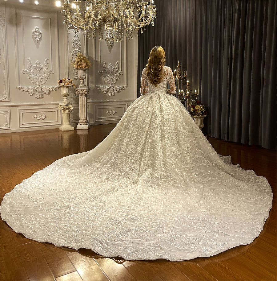 Luxury Lace Bridal Long Sleeve Wedding Dress