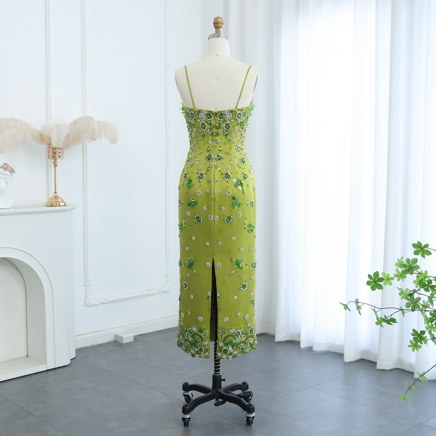 Luxury 3D Floral Beaded Short Green Evening Dress with Spaghetti Straps Sheath Midi Women Wedding Party Gowns