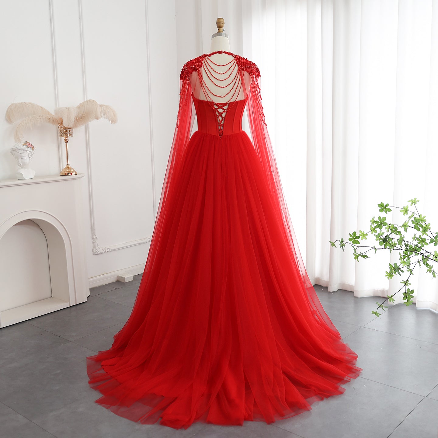 Gothic Tulle Evening Dress with Cape Sleeves Elegant Women Luxury Formal Party Gowns