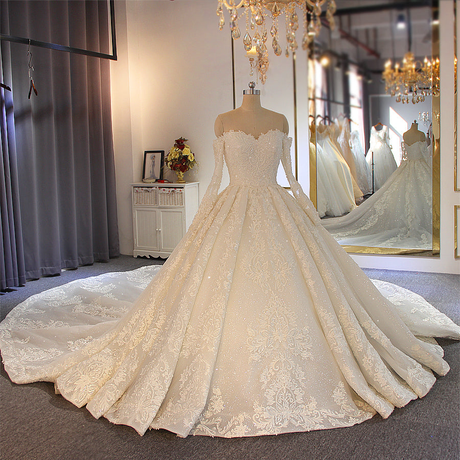 Luxury Lace long sleeves Bridal Wedding Ball Gown Dress