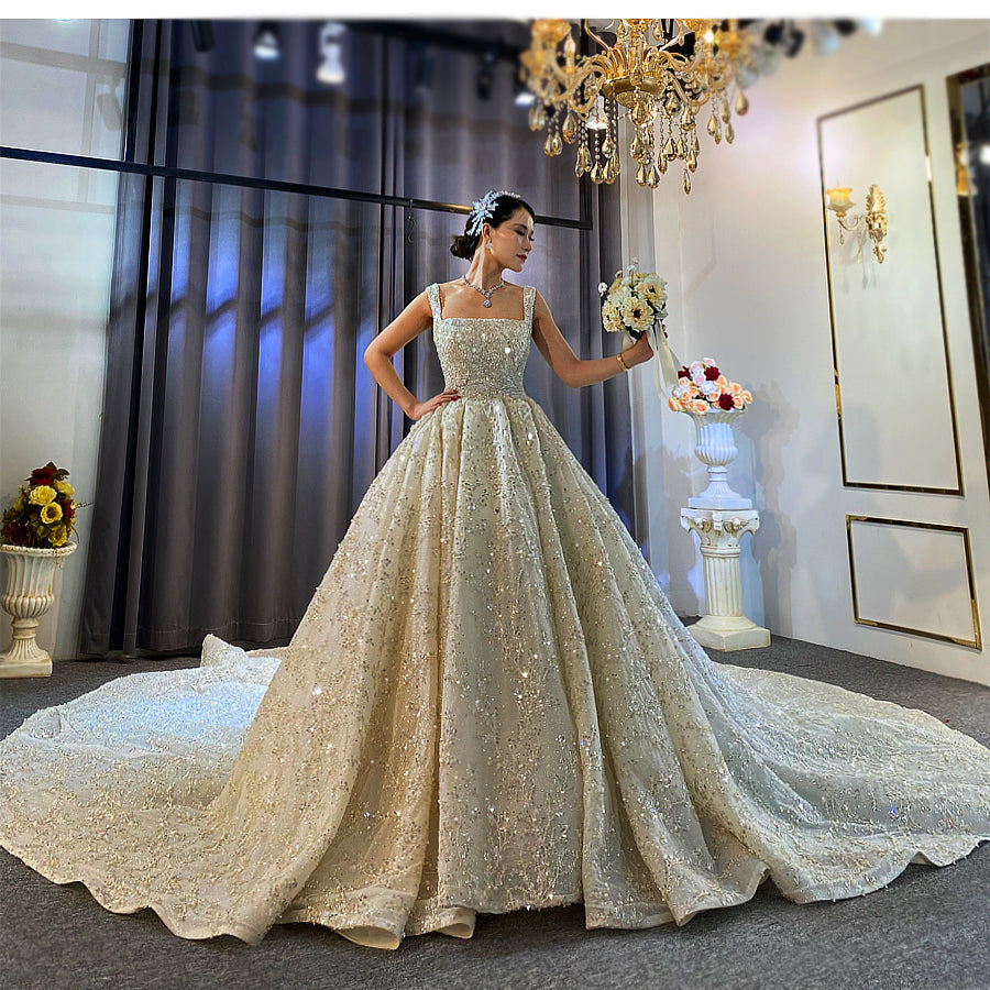 Luxury High Quality Lace long sleeves Bridal Wedding Ball Gown Dress