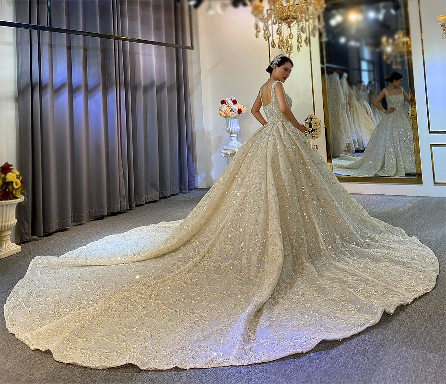 Luxury High Quality Lace long sleeves Bridal Wedding Ball Gown Dress