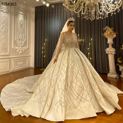 Luxury High Quality Lace long sleeves Bridal Wedding Ball Gown Dress