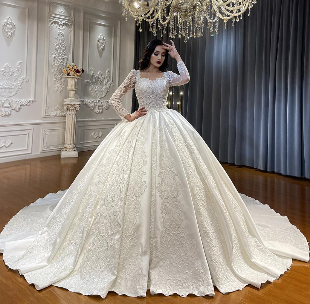 Luxury spectacular Beautiful Satin Ball Gown Bridal Wedding Dresses