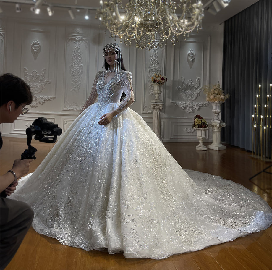 Luxury High Quality Lace long sleeves Bridal Wedding Ball Gown Dress