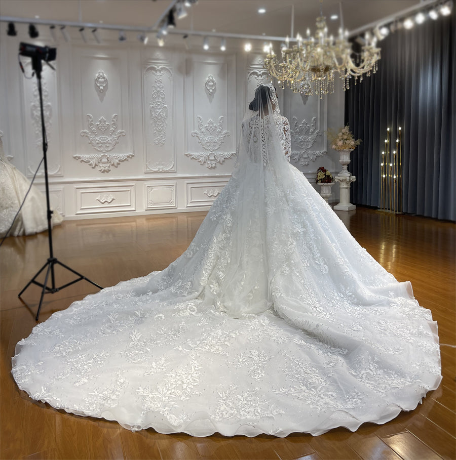 Luxury High Quality Lace long sleeves Bridal Wedding Ball Gown Dress