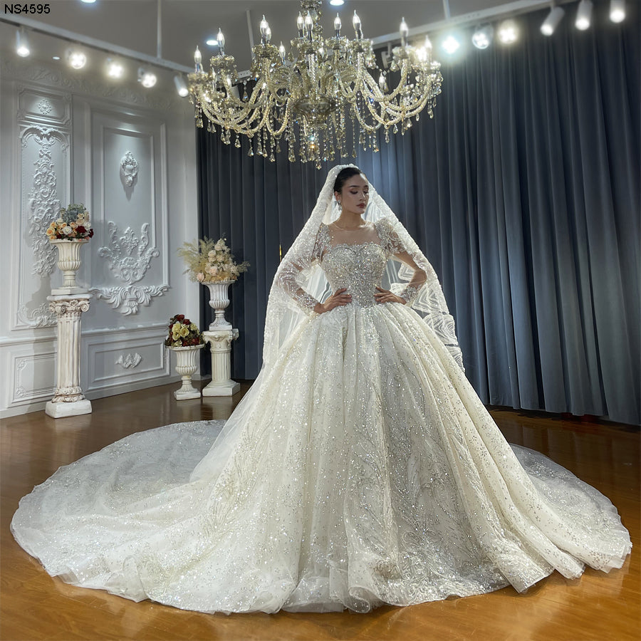 Luxury Bridal high quality Long Tail long sleeve lace Dream Wedding Dress