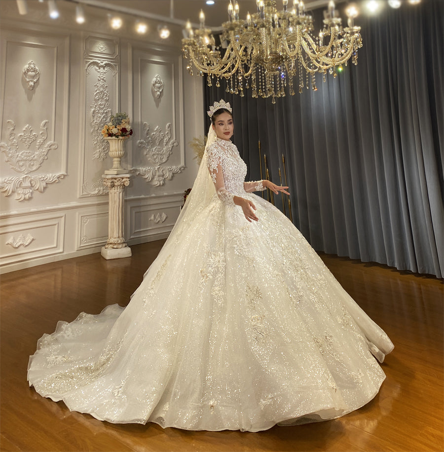 Luxury Bridal high quality Long Tail long sleeve lace Dream Wedding Dress